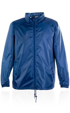 Impermeable Natsu Makito